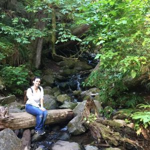 Meet your Posher, Danielle